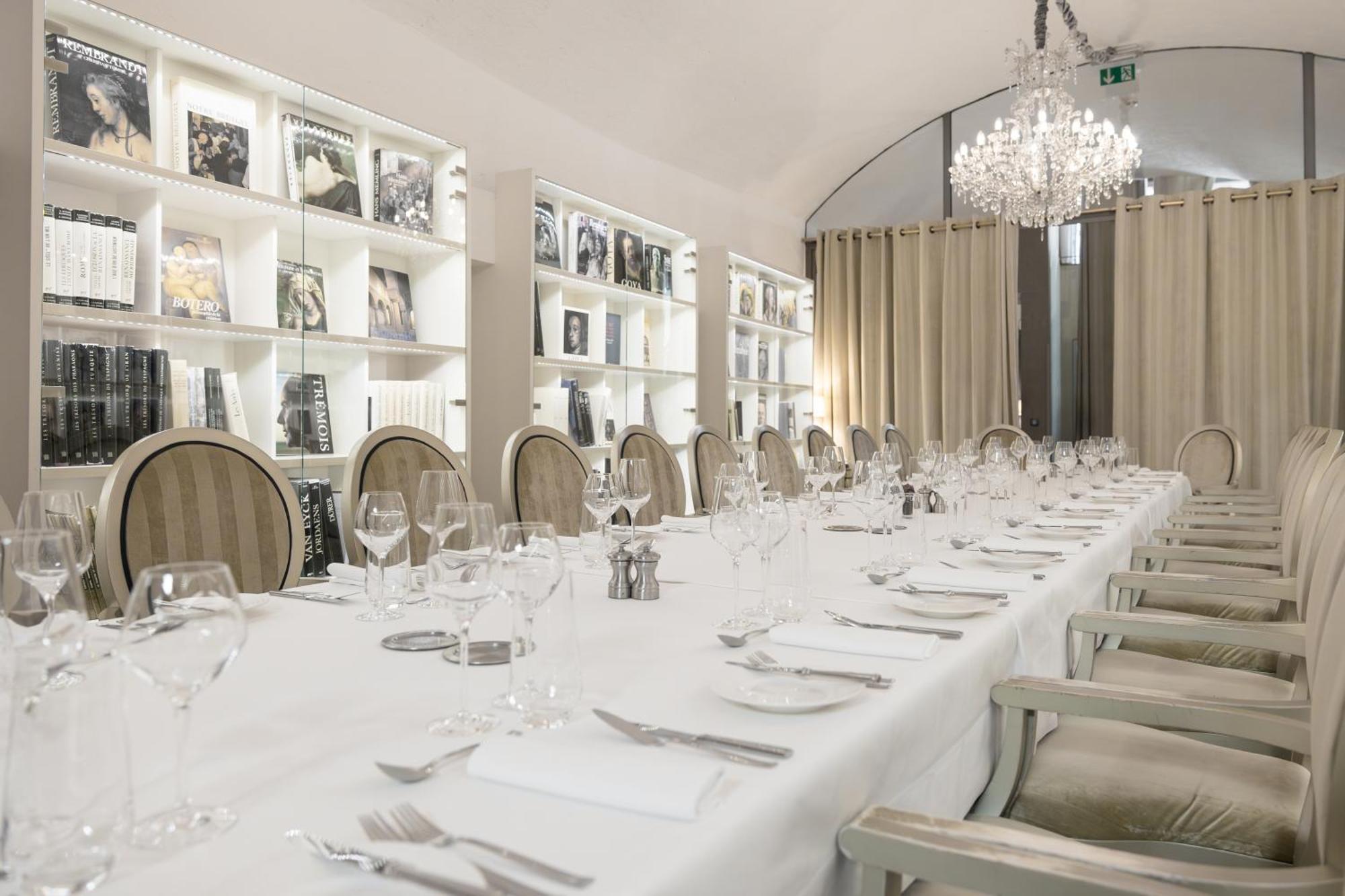 Le Place D'armes - Relais & Chateaux Hotel