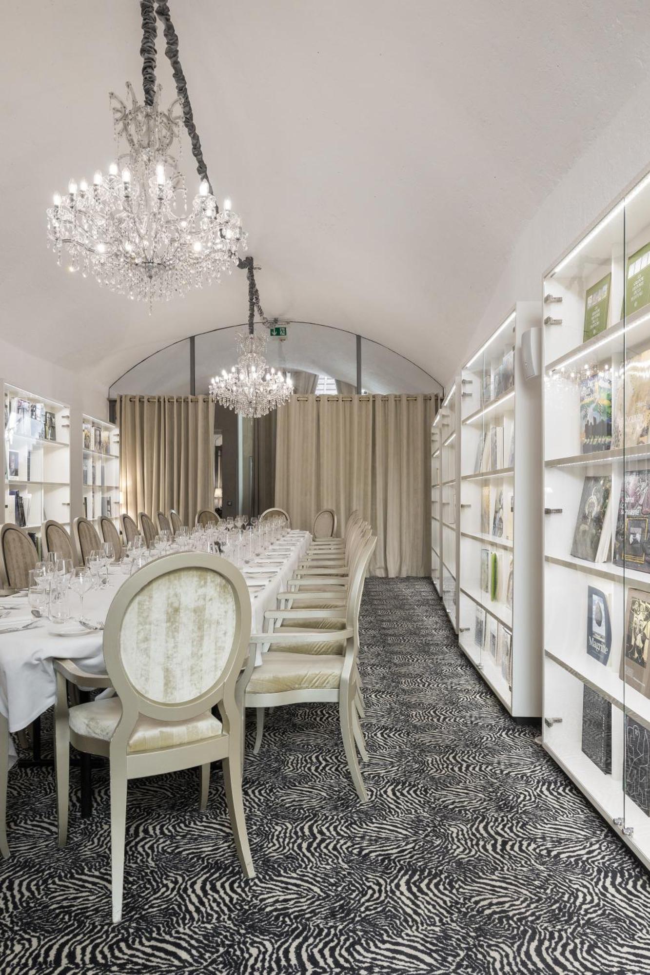 Le Place D'armes - Relais & Chateaux Hotel