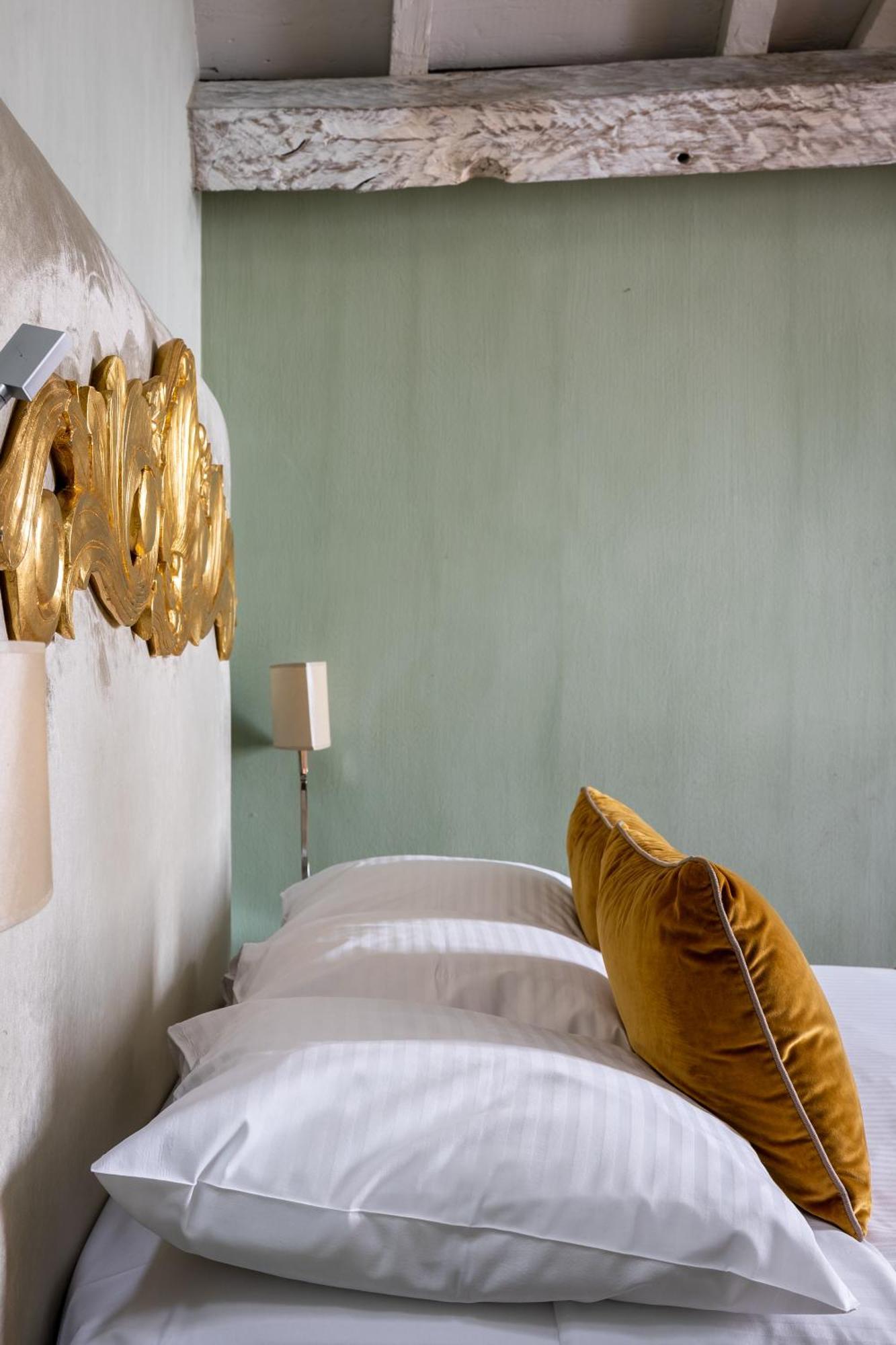 Le Place D'armes - Relais & Chateaux Hotel 5*