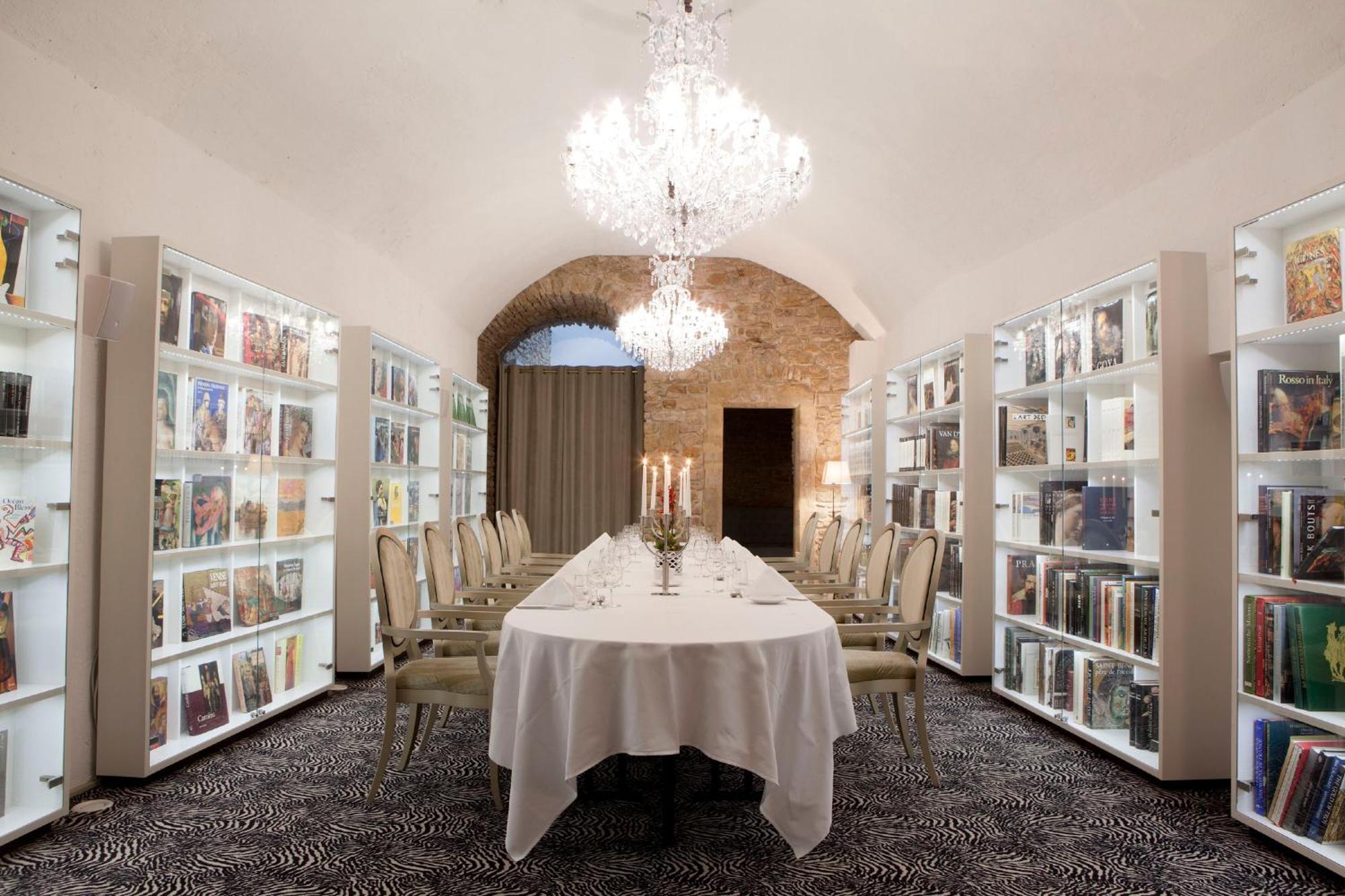 Le Place D'armes - Relais & Chateaux Hotel 5*